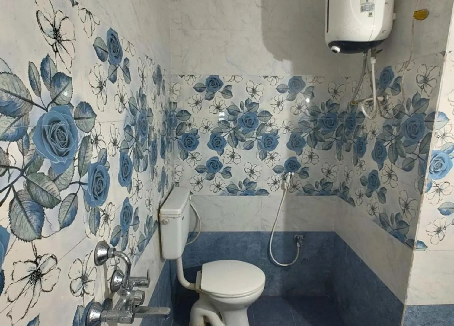 Hotel Shri Dhara Near Kund Varanasi Homestay